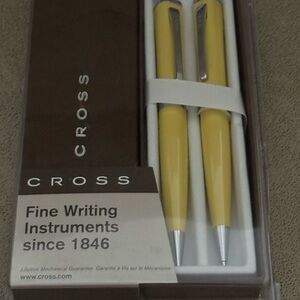 Yellow Pen Set